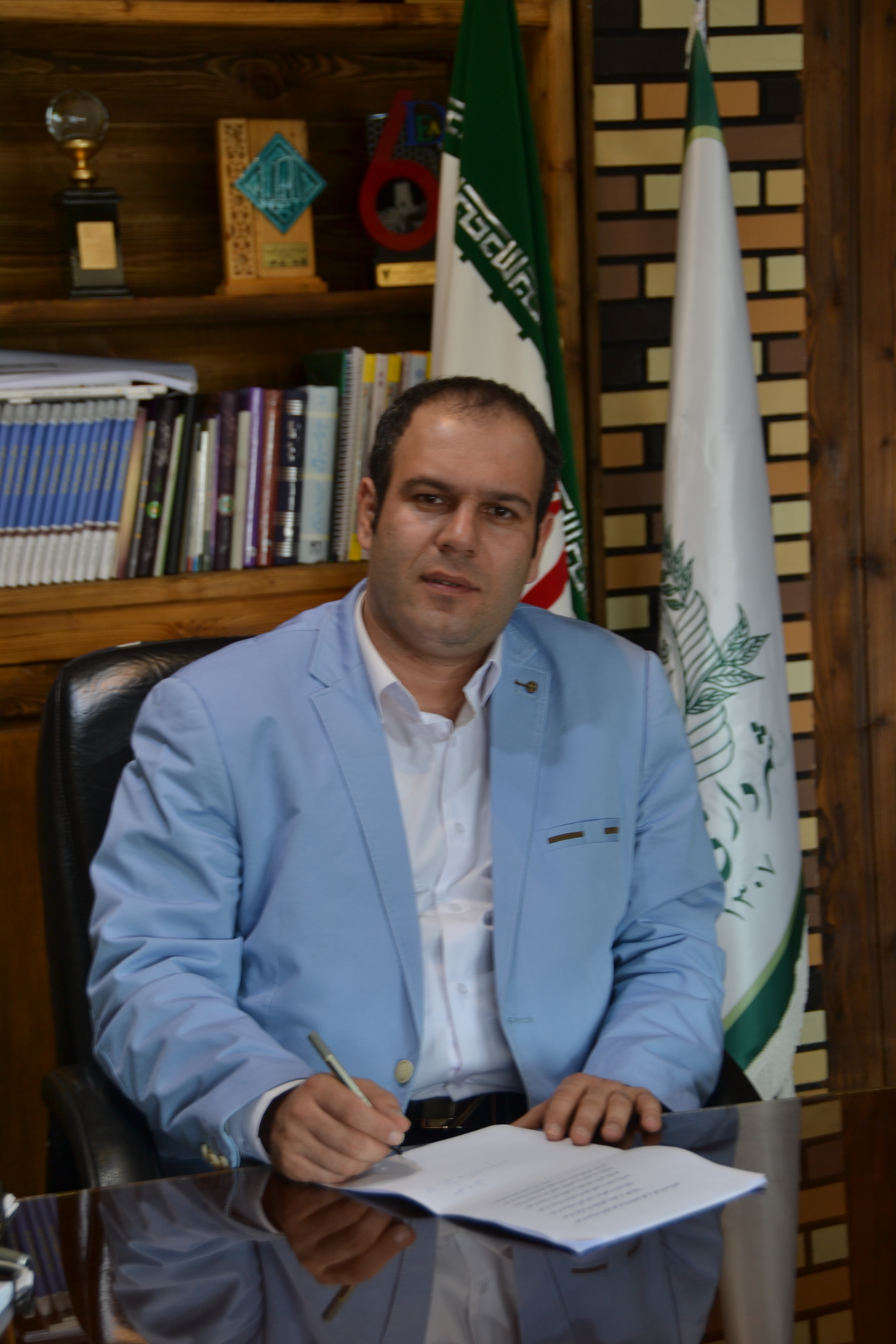 پيام تبريك شهردار لاهيجان به مناسبت روز حمل و نقل